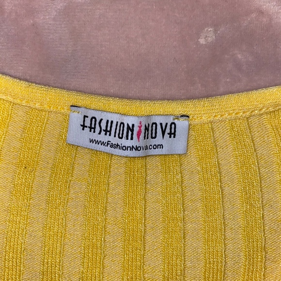 Yellow Front Twist Crop Top - Picture 4 of 4